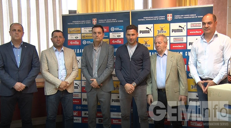 Donacija opreme FK iz Lazarevca