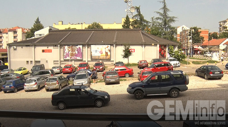 Parking u Lazarevcu