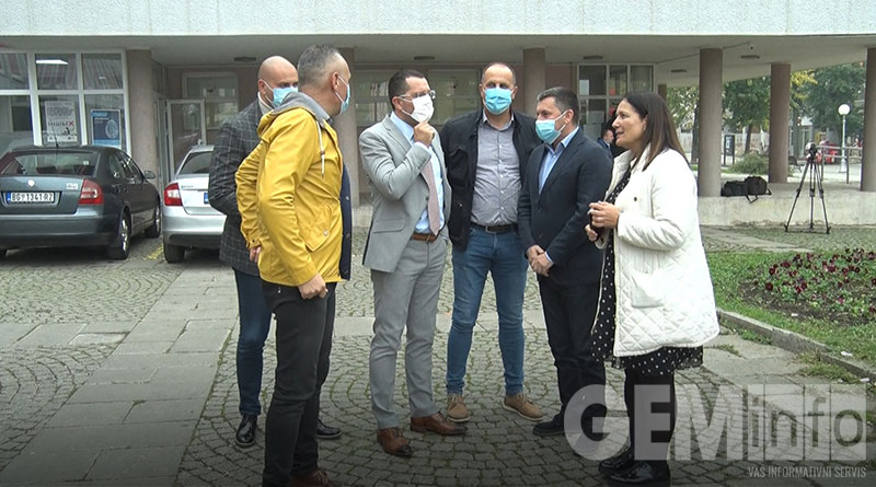 Rukovodstvo opštine Lazarevac i sekretar za privredu Veličković